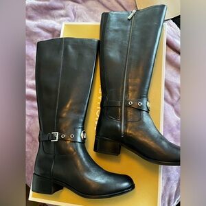 MICHEAL Michael Kors boots, size 8.
